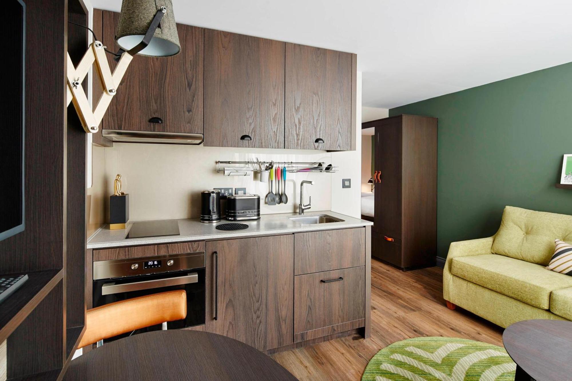 One-Bedroom Twin Suite,1553654302:JPEG